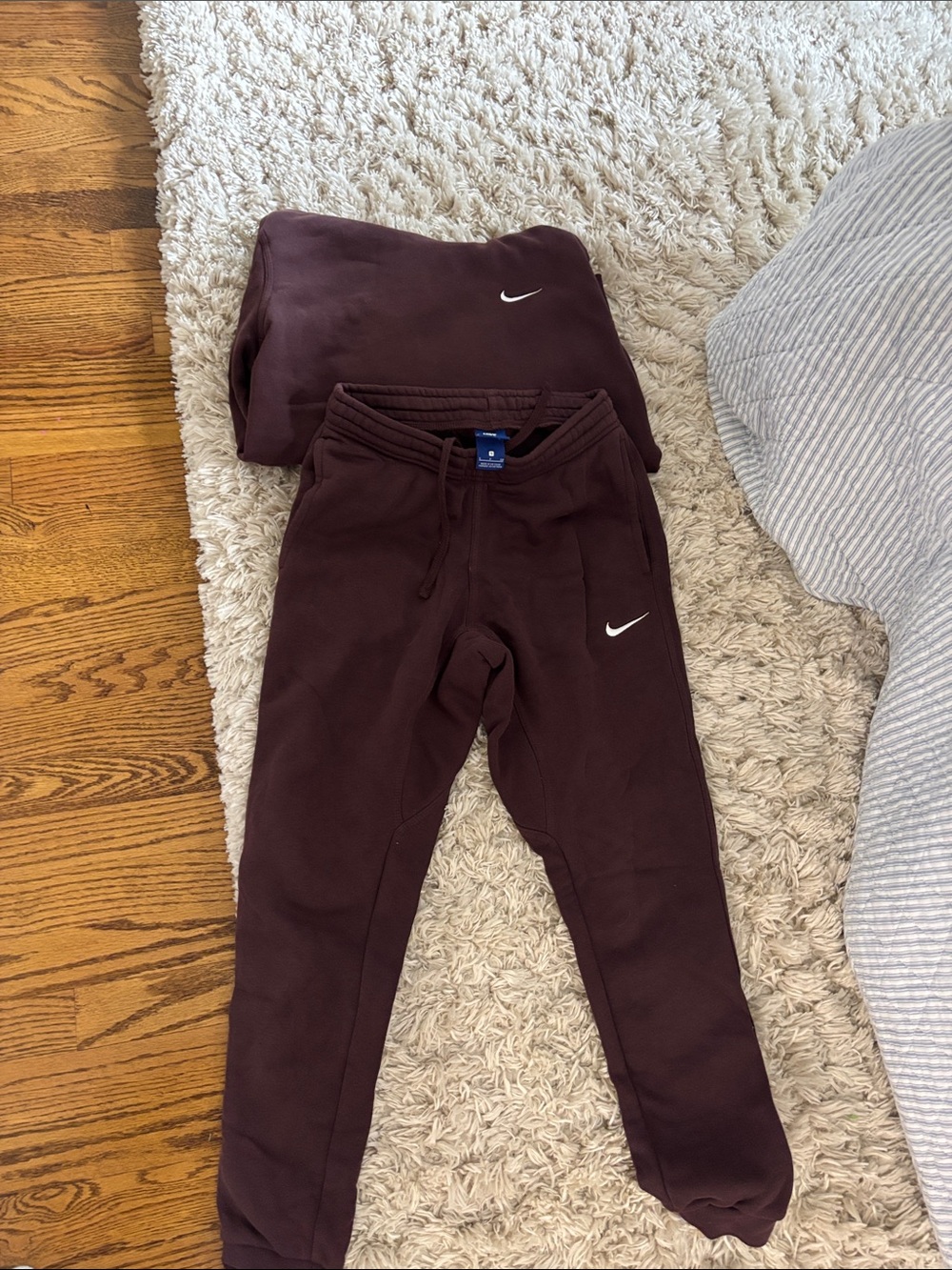 Nike Maroon/Brown  Sweatpants & Hoodie Set - White Swoosh